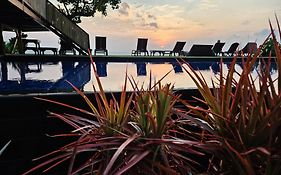 Sunsethouse Lombok